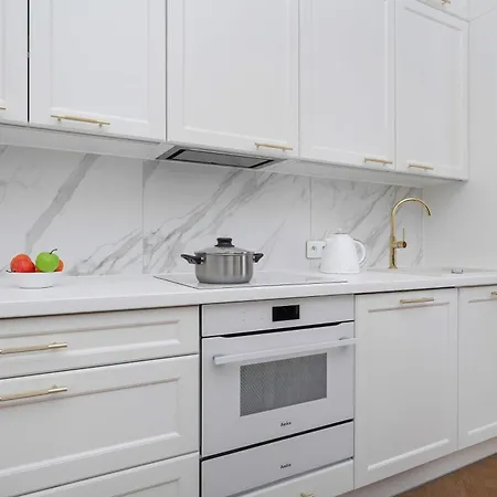 Elegant In A Prime Location Near The Market Square By Renters Daire Wroclaw