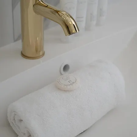 Elegant In A Prime Location Near The Market Square By Renters