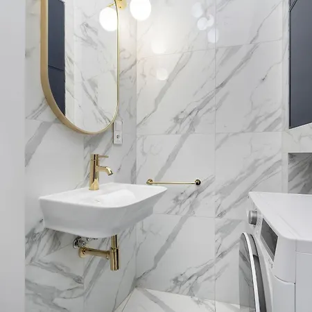 Elegant In A Prime Location Near The Market Square By Renters * Wroclaw