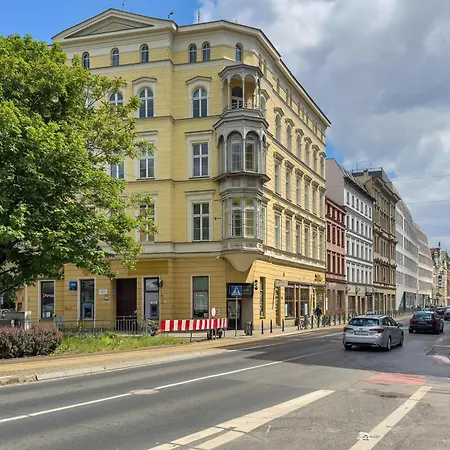 Elegant In A Prime Location Near The Market Square By Renters Wroclaw